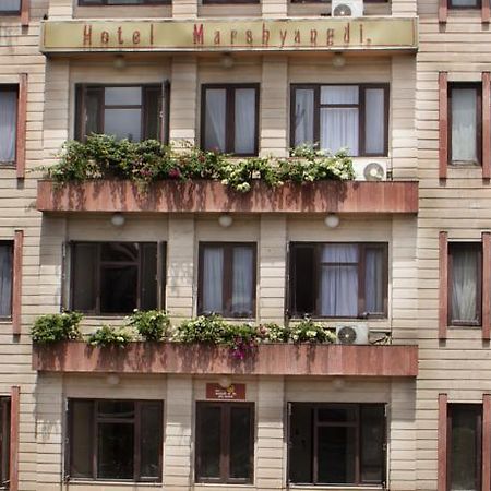 Hotel Marshyangdi Catmandu Exterior foto