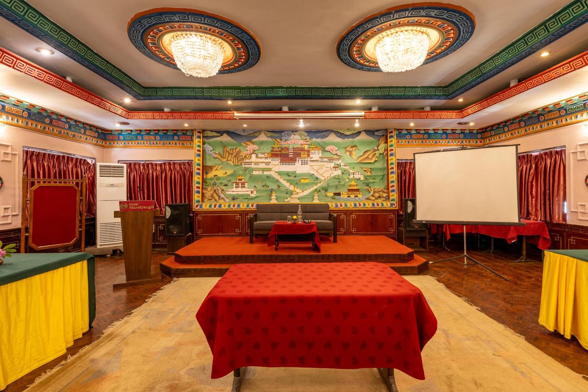 Hotel Marshyangdi Catmandu Exterior foto